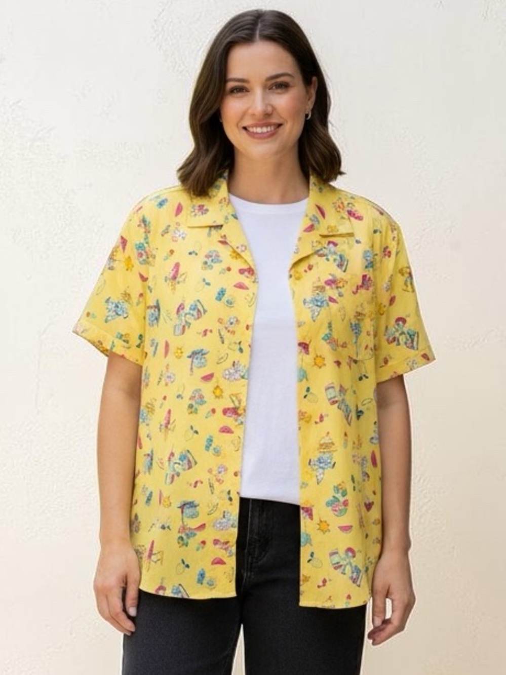DISNEY Summer Splash Short-Sleeve Button-Up Shirt
NEW
LARGE